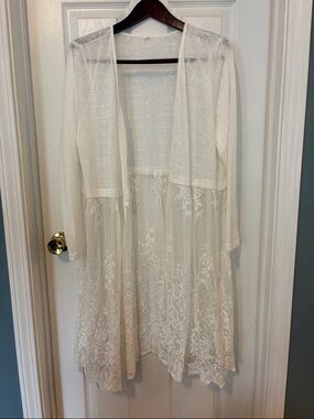 Sheer Lace Trim Open Front Cardigan - Ivory. Size 1X